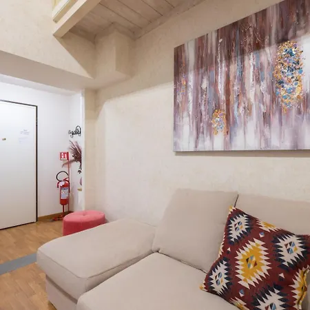 Violetta's Lägenhet Florens